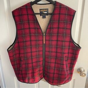 Vintage Woolrich Red and Black Plaid Hunting Vest L